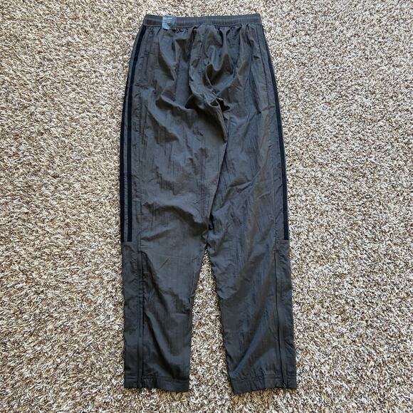 Adidas Tiro Woven Pant Men's S Grey Six Tapered Zipper Leg Athletic Track Pant - Picture 2 of 6